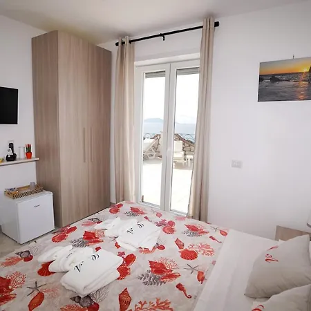 Casa Astra Bed & Breakfast 4*