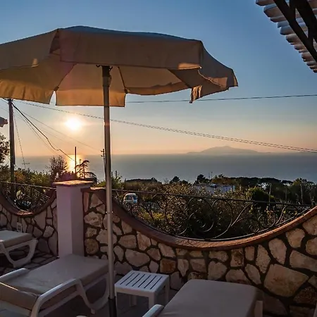 Casa Astra Couette-café 4*