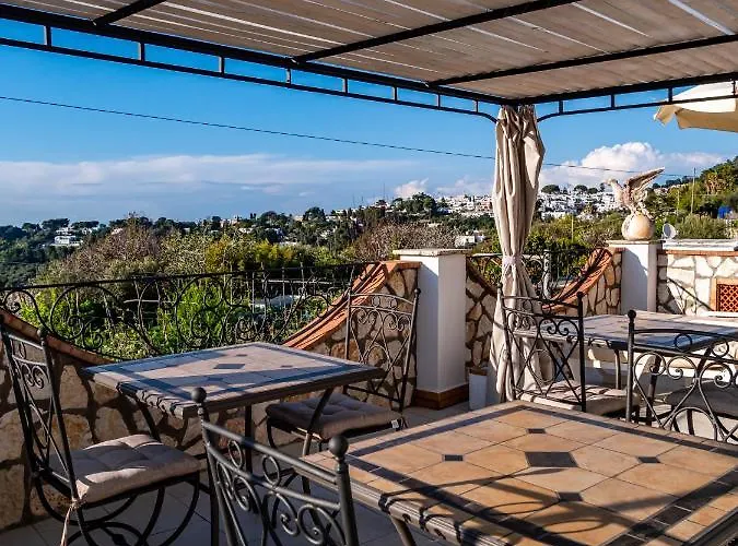 Bed & Breakfast Casa Astra 4*