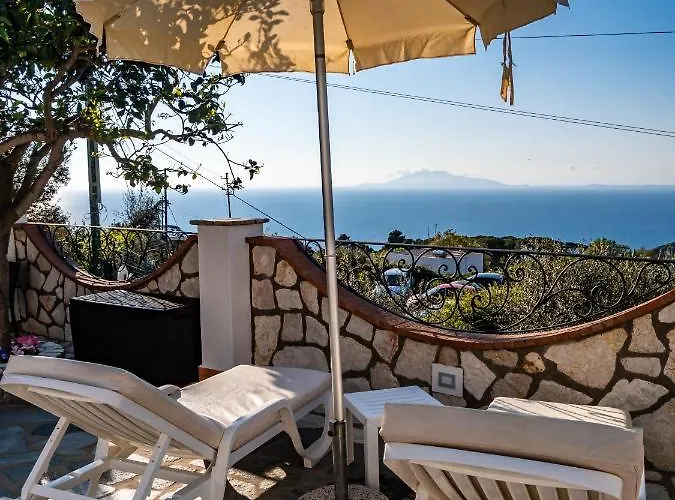 Casa Astra Bed & Breakfast 4*