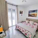 Bed & Breakfast Casa Astra 4*