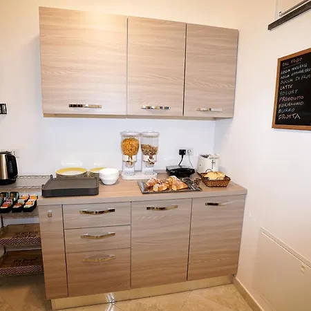 Casa Astra فندق مبيت وإفطار 4*